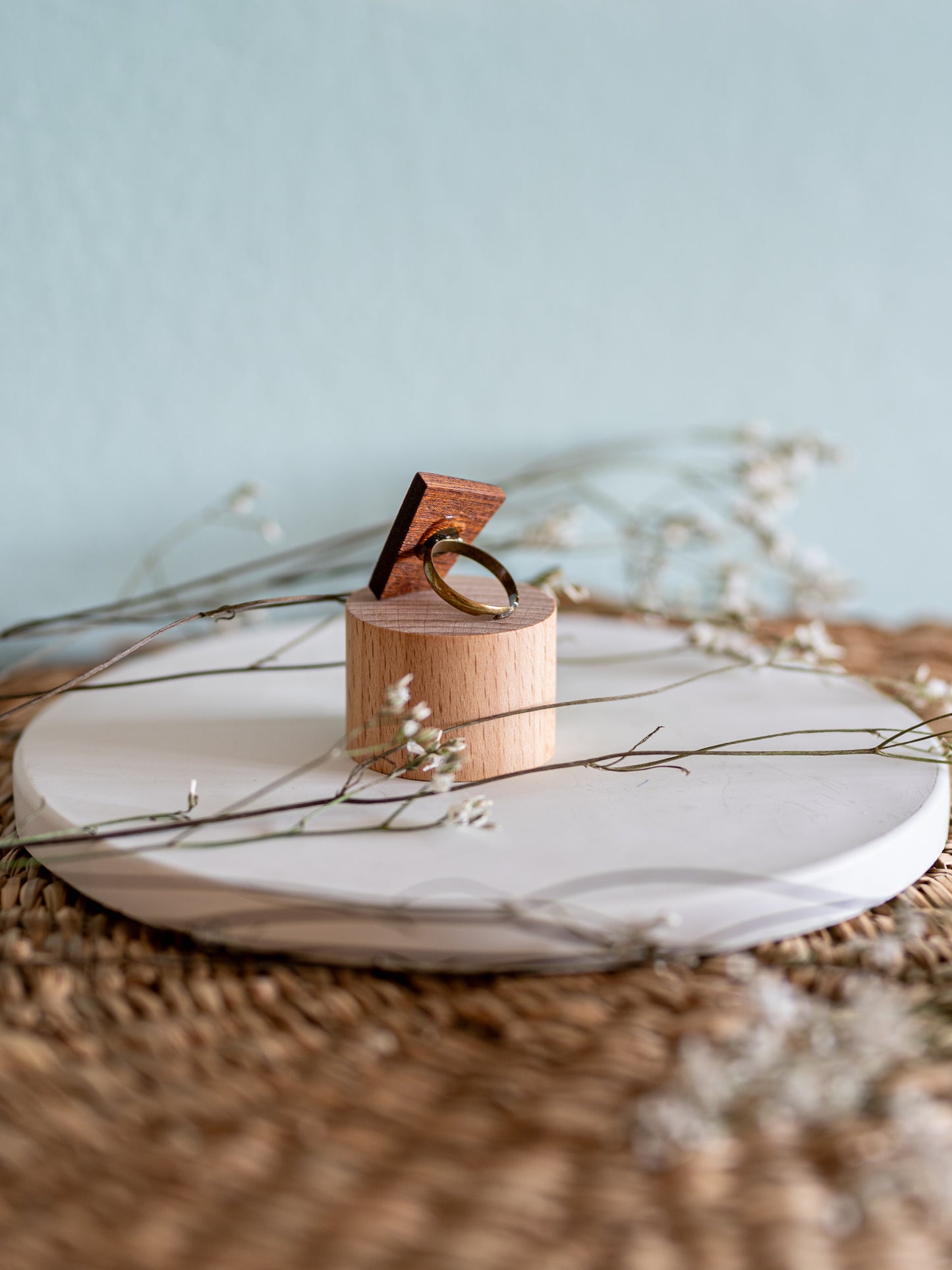 Anello geometrico in legno e mosaico | Upsidu
