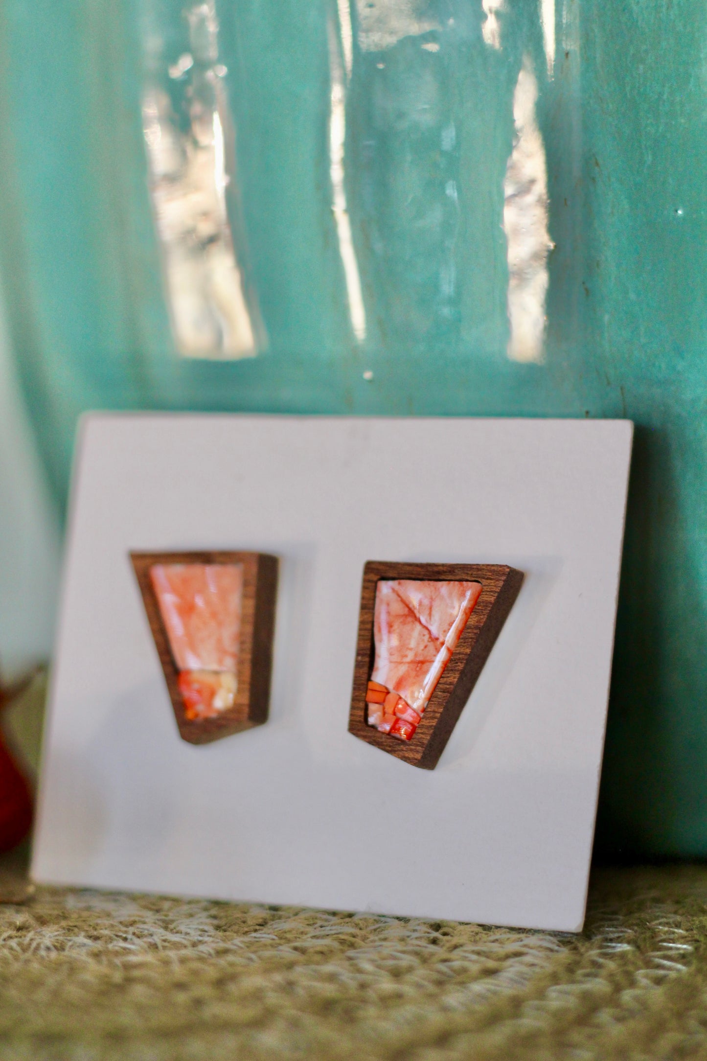 Orecchini trapezoidali in legno e mosaico | Upsidu